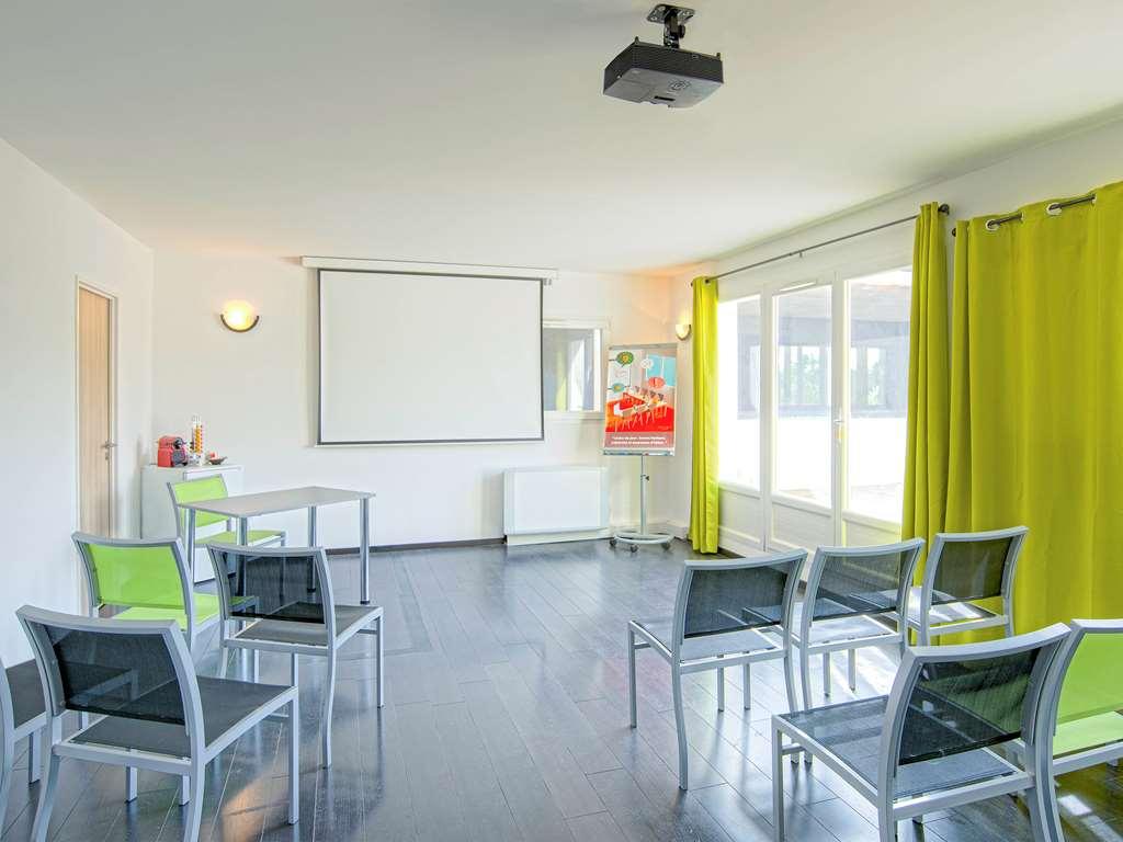 ibis Styles Pertuis Portes du Luberon Zařízení fotografie