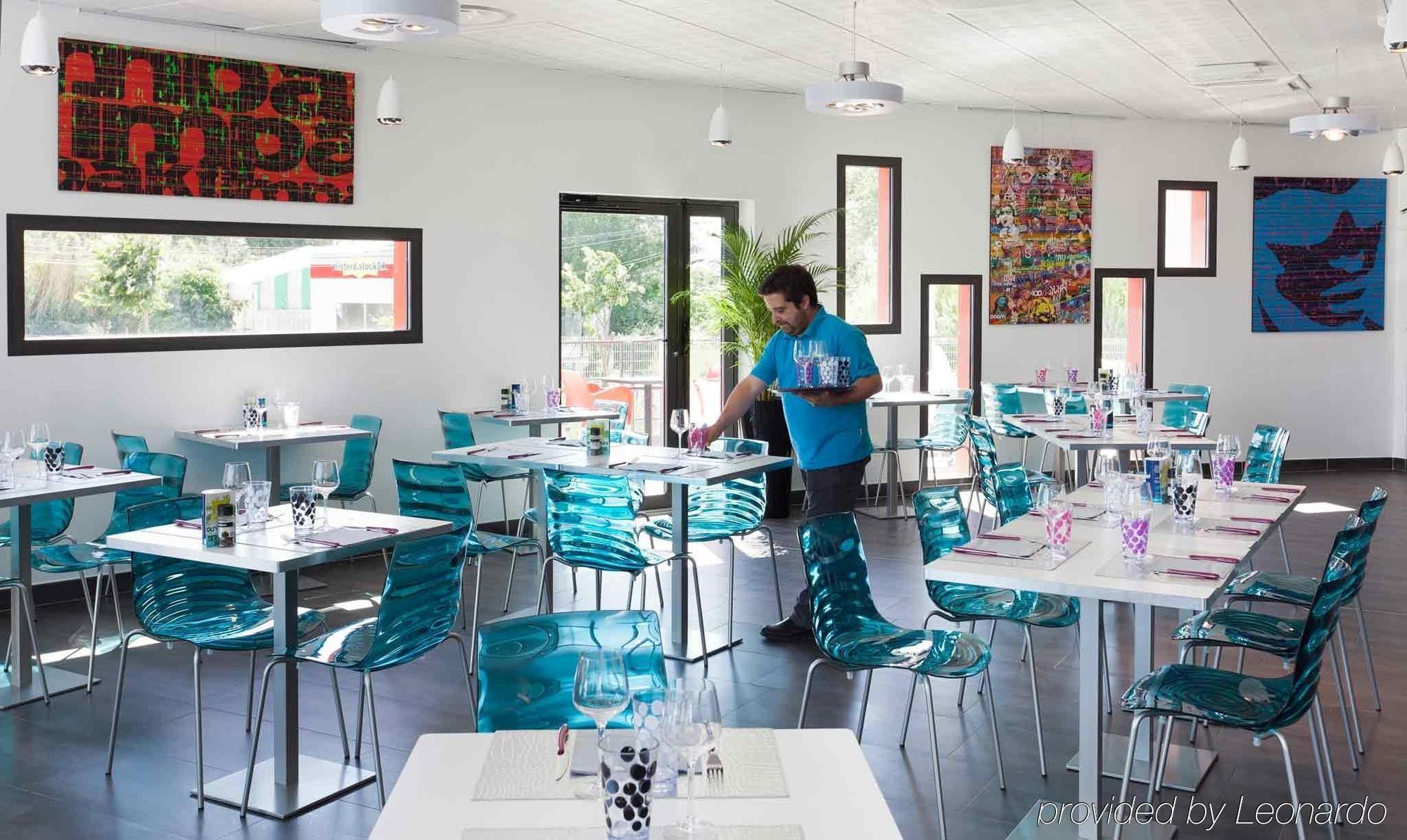 ibis Styles Pertuis Portes du Luberon Restaurace fotografie